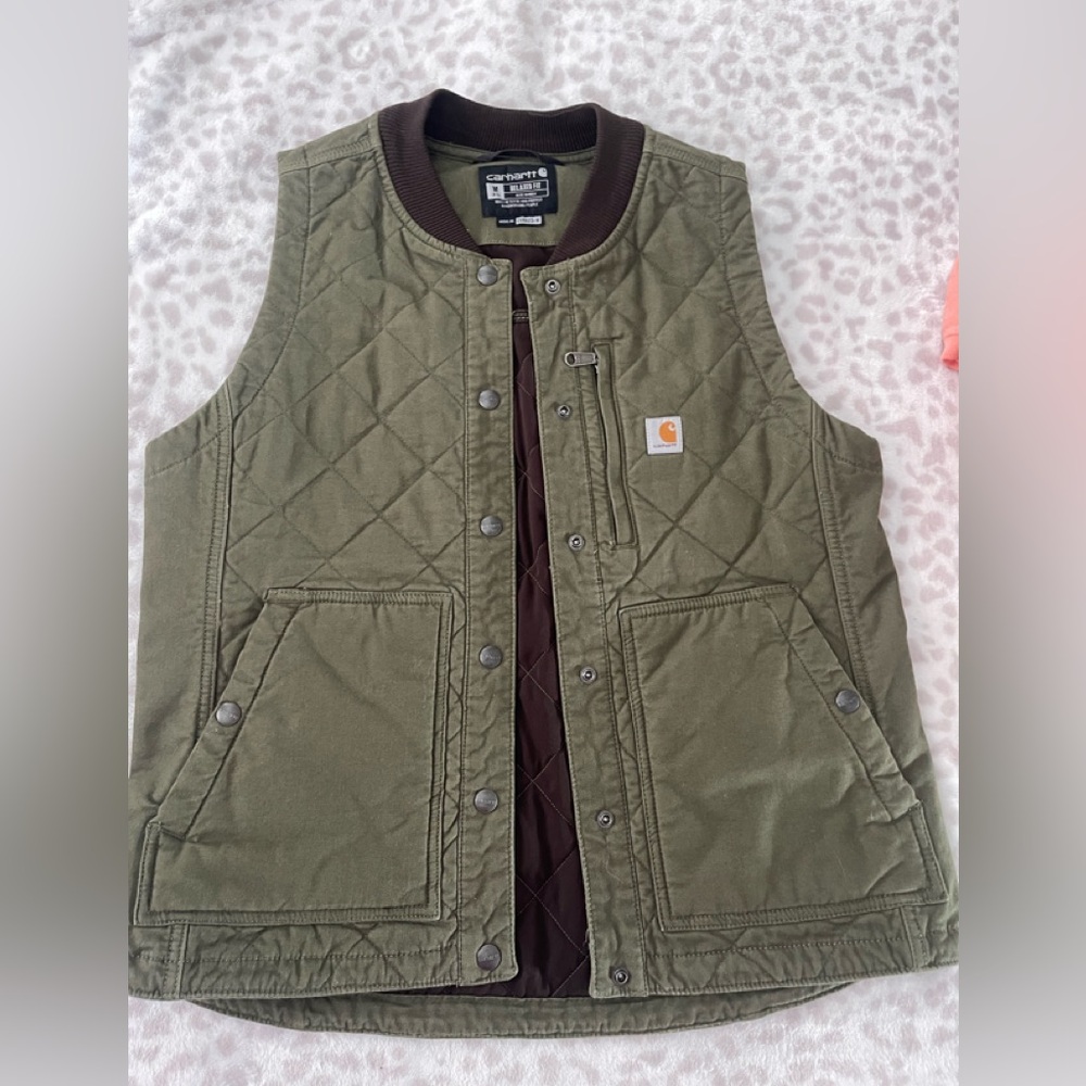 Women’s medium Carharrt vest